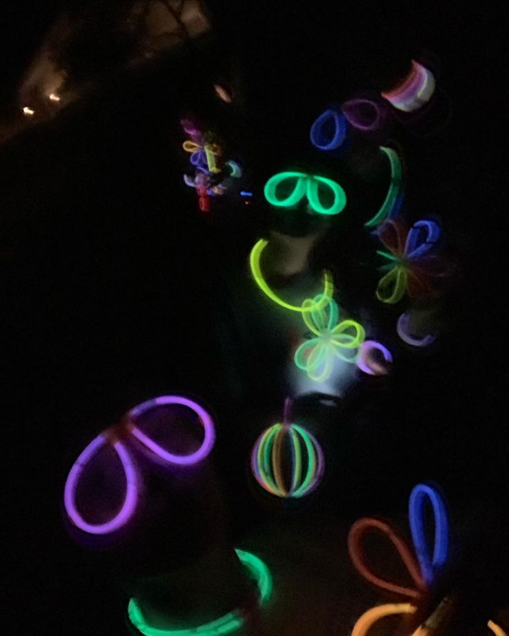 Vibrance Glow Bands ✨